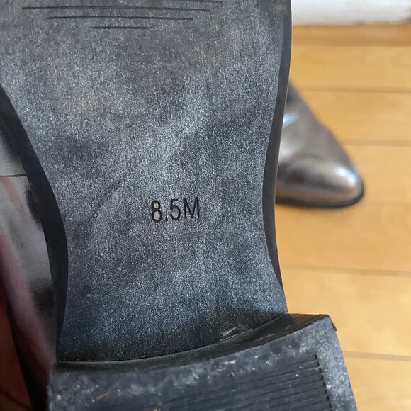 Silver Loafer/Oxford Shoes - Picture 8 of 10